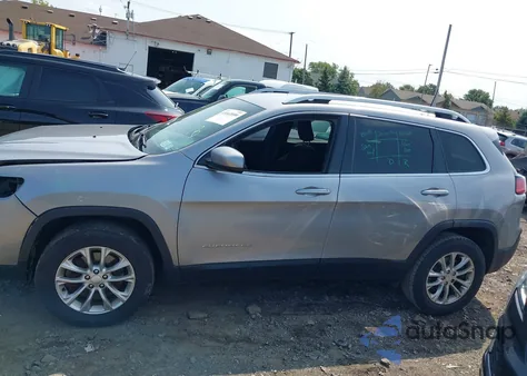 2019 Jeep Cherokee Latitude 4X4 from USA, damaged, VIN 1C4PJMCB6KD121076